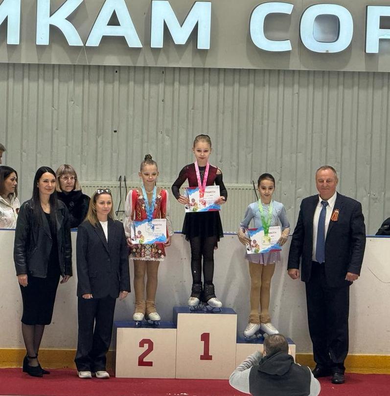 Первенство и Фестиваль по фигурному катанию на коньках на призы олимпийской чемпионки Елены Бережной. 